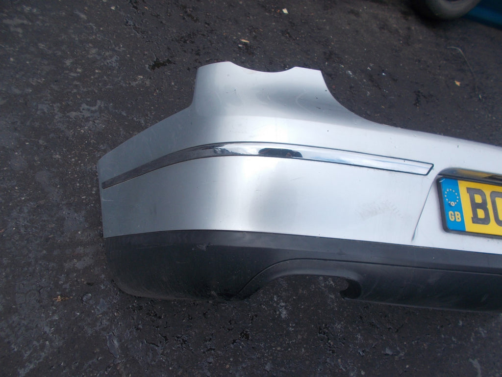 VW VOLKSWAGEN PASSAT B6 REAR BUMPER SILVER