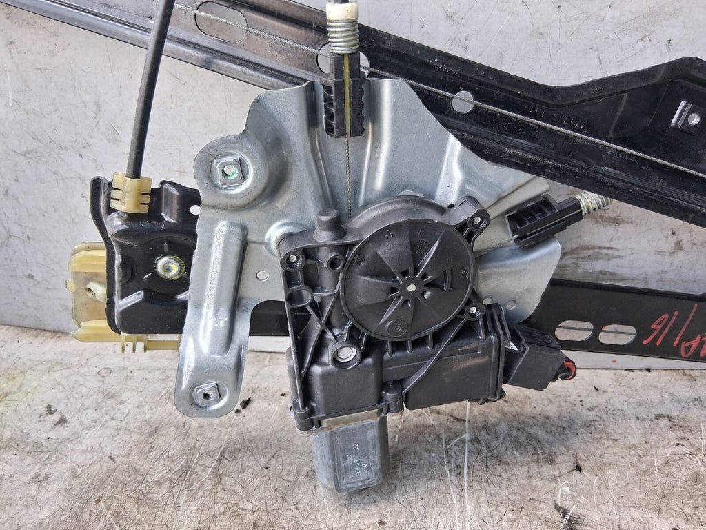 VAUXHALL ZAFIRA C 2016 OSF DRIVER FRONT WINDOW MOTOR REGULATOR 13260138