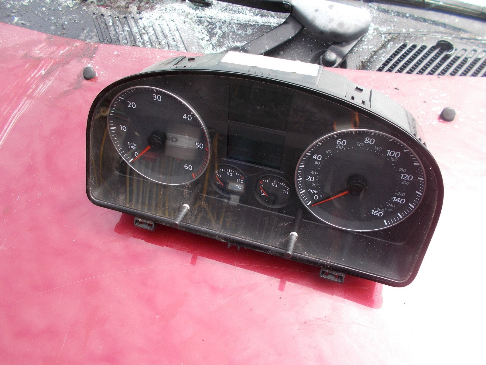 VOLKSWAGEN GOLF MK5 SPEEDOMETER CLOCKS VWZ7Z0D0536014