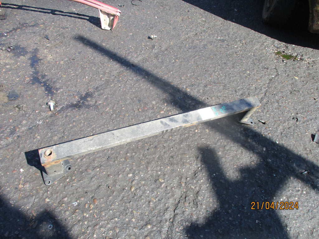 VW VOLKSWAGEN TOURAN 2008 REAR BUMPER REINFORCEMENT CRASH BAR
