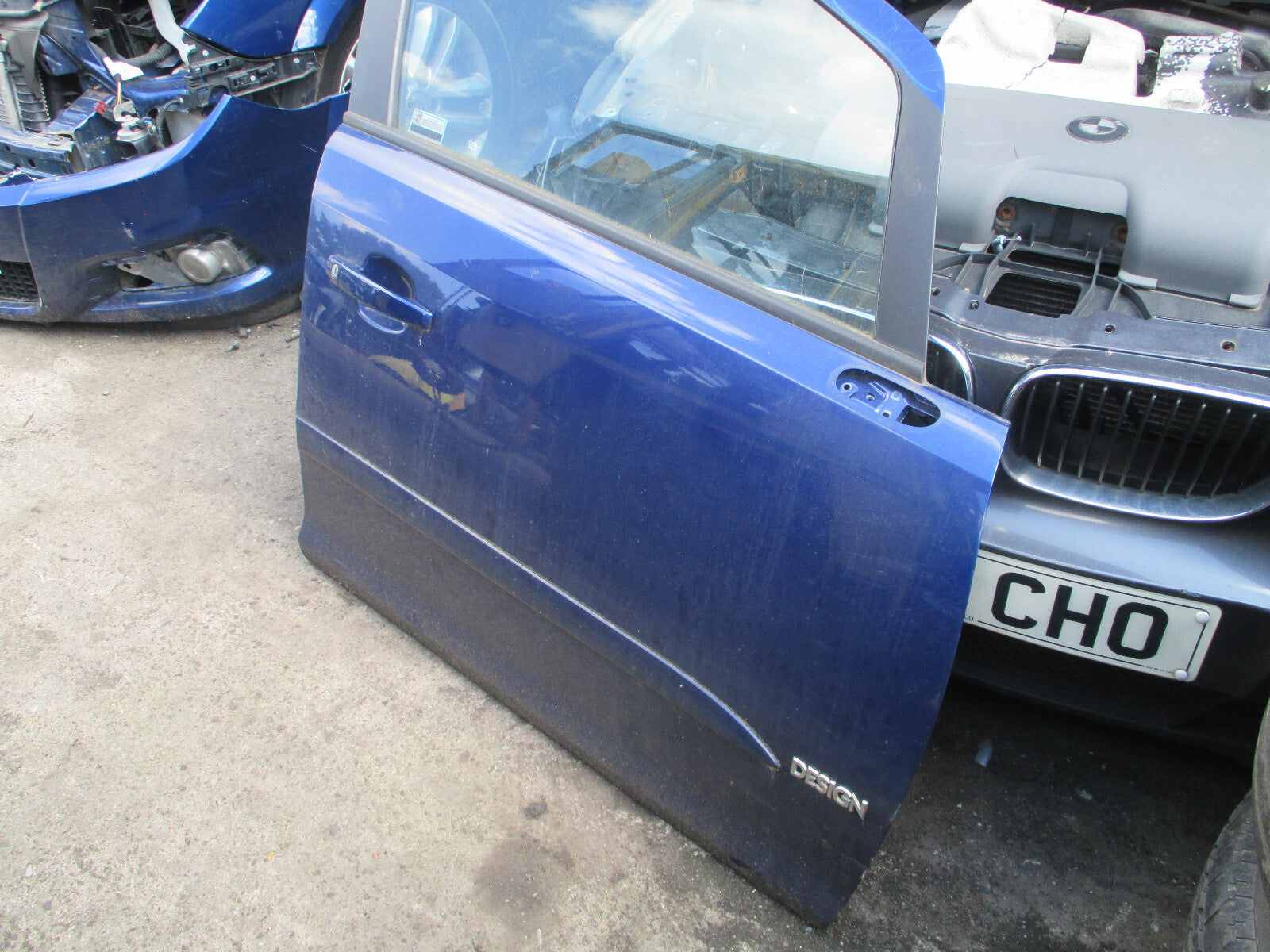 VAUXHALL CORSA D 2011 5 DOOR OSF DRIVER FRONT DOOR BLUE