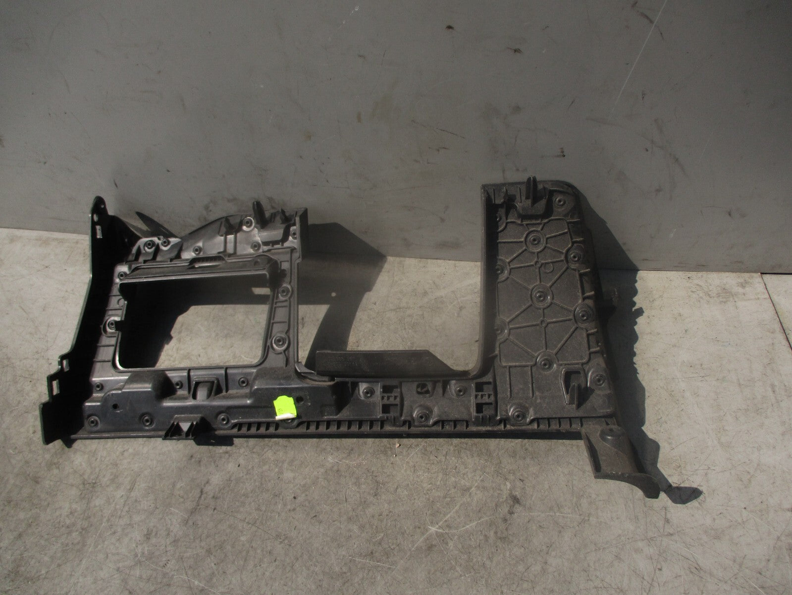 2015 VOLKSWAGEN GOLF MK7 OSF DRIVER FRONT LOWER DASHBOARD TRIM 5G2858367