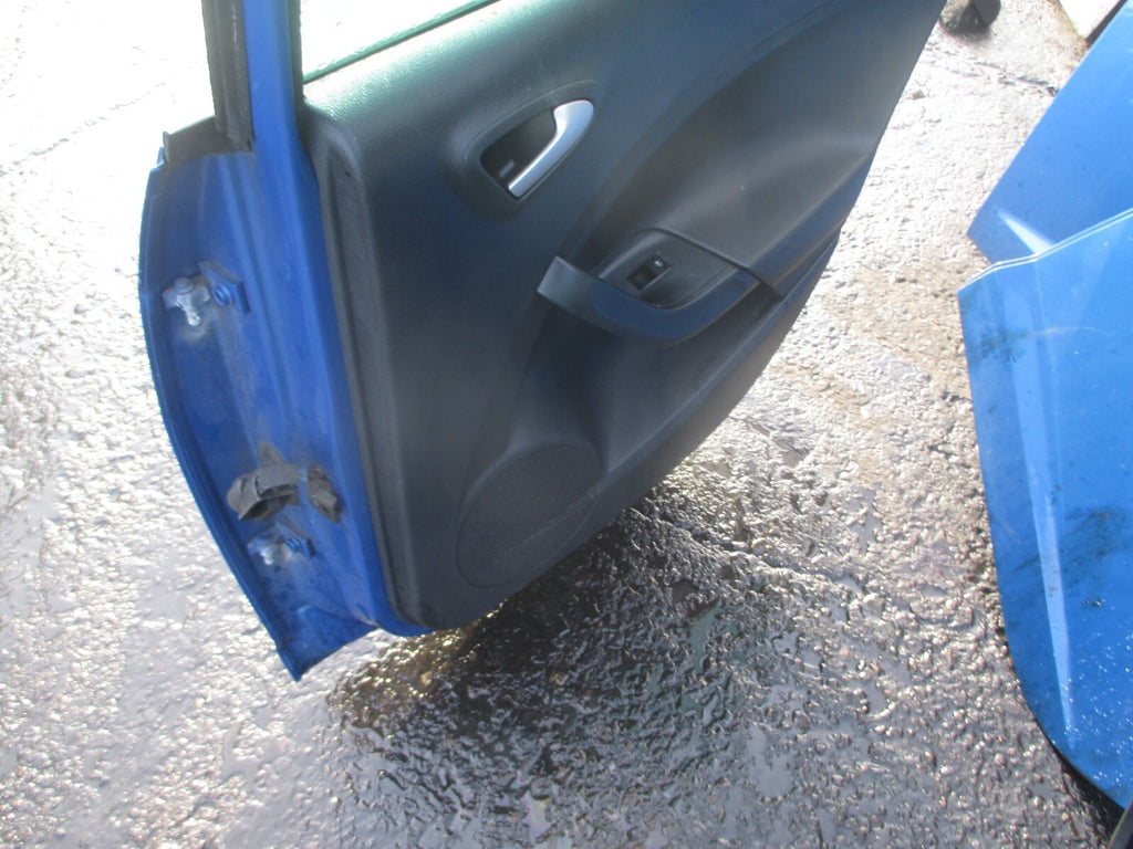 SEAT IBIZA MK4 2011 OSR DRIVER SIDE REAR COMPLETE DOOR BLUE