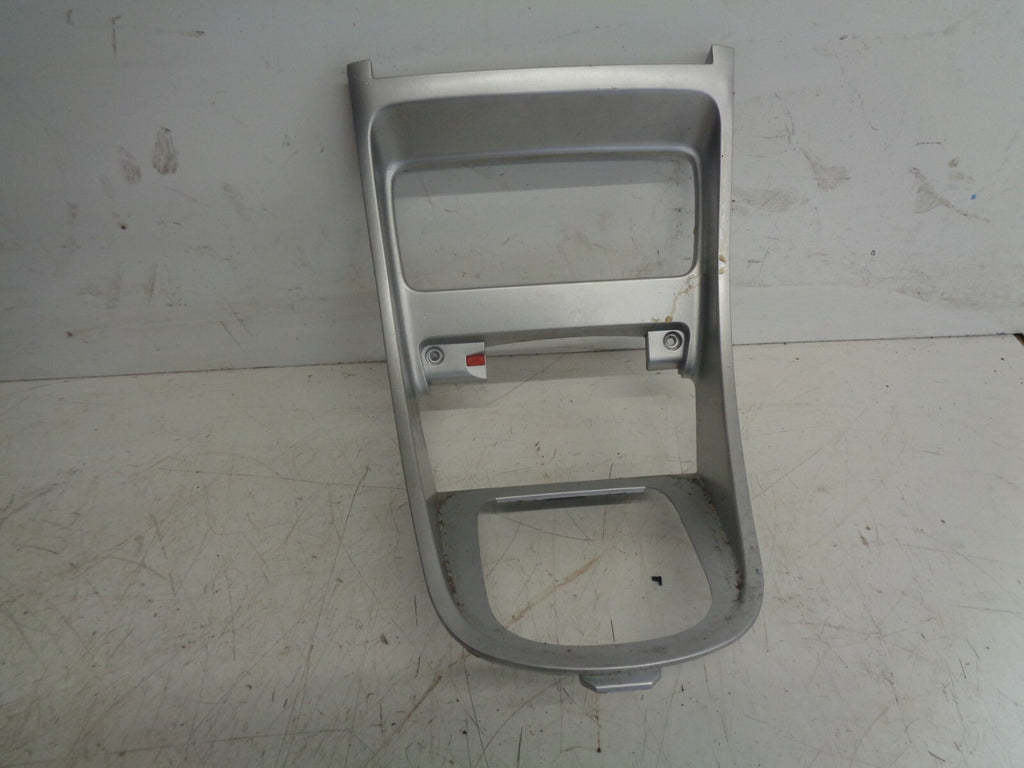 PEUGEOT 207 DASH & GEAR STICK SURROUND TRIM SILVER 9651943877