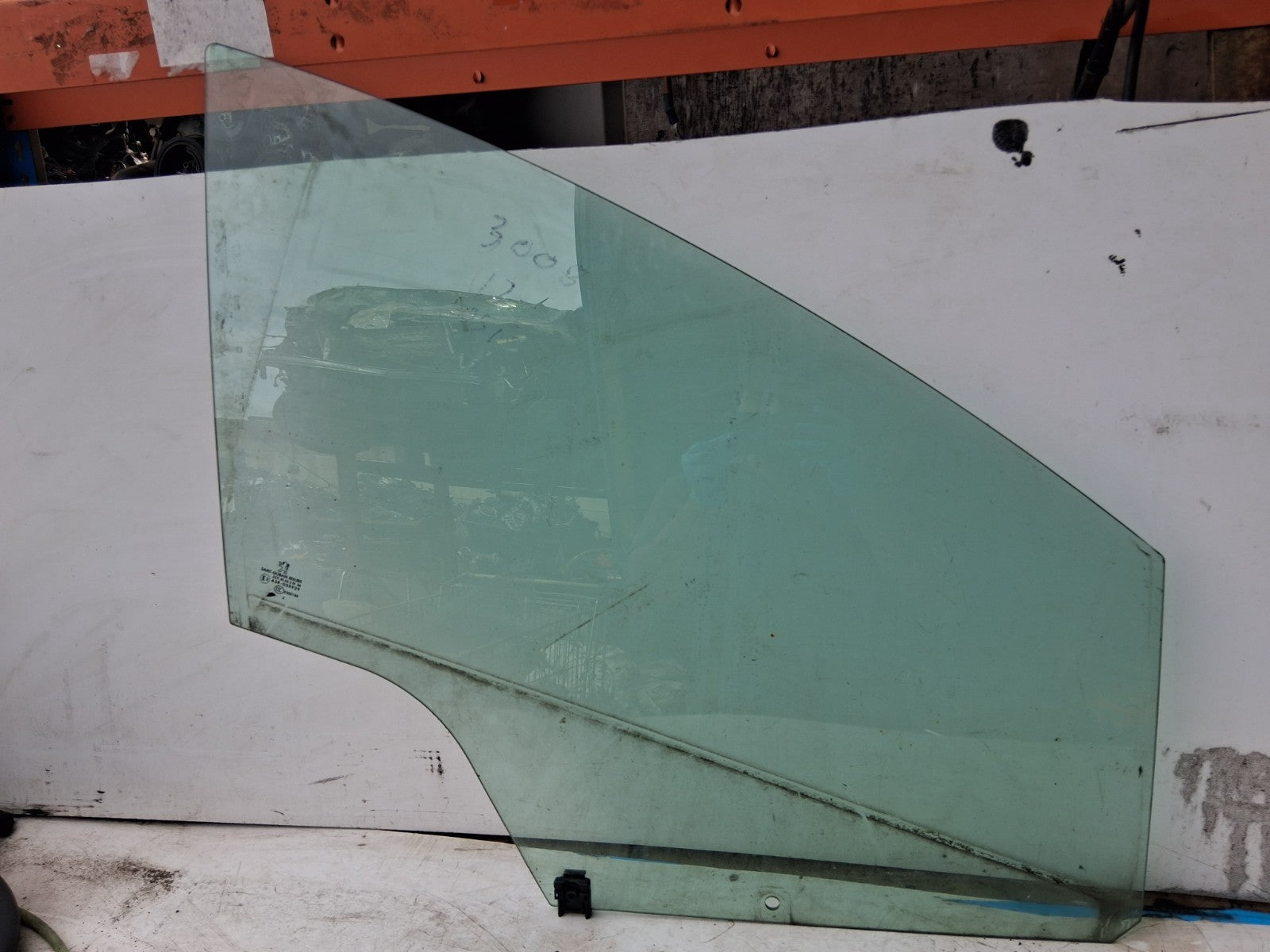2012 PEUGEOT 3008 MK1 OSF DRIVER SIDE FRONT RIGHT WINDOW GLASS