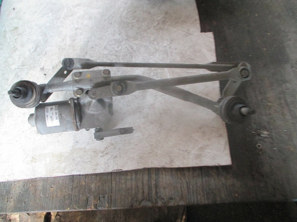 FORD FIESTA 2002 MK5 FRONT WIPER MOTOR WITH LINKAGES 2S6T17B571