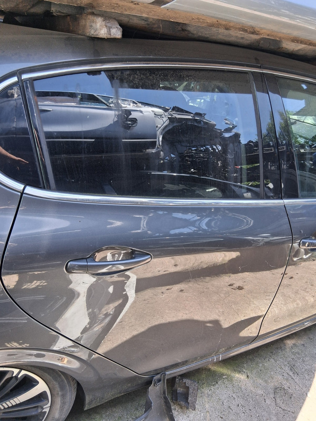 2019 PEUGEOT 208 MK2 OSR DRIVER SIDE REAR RIGHT COMPLETE DOOR GREY