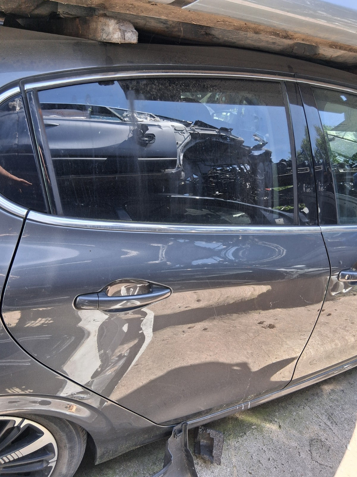 2019 PEUGEOT 208 MK2 OSR DRIVER SIDE REAR RIGHT COMPLETE DOOR GREY