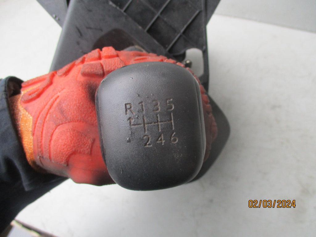 VAUXHALL VIVARO MK3 2021 6 SPEED MANUAL GEARSTICK GEARSHIFTER 9808544180