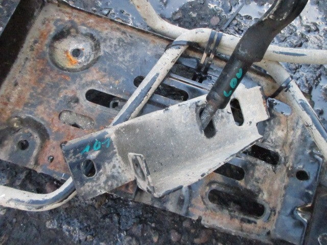LDV MAXUS V80 2020 SPARE WHEEL CARRIER & HOOK