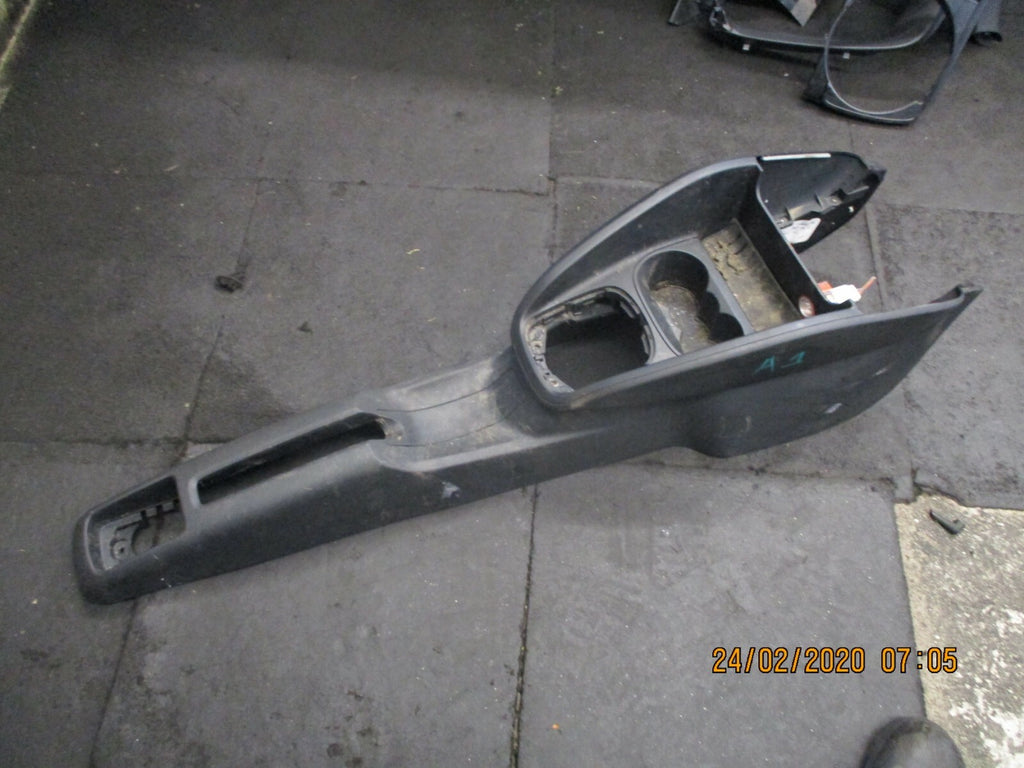 AUDI A1 MK1 8X 3 DOOR 2017 CENTRE CONSOLE CUP HOLDER PLASTIC TRIM 8X0863240C