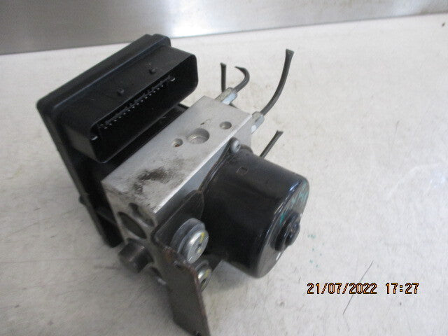 SSANGYONG KYRON 2008 ABS PUMP & ECU 4891009300