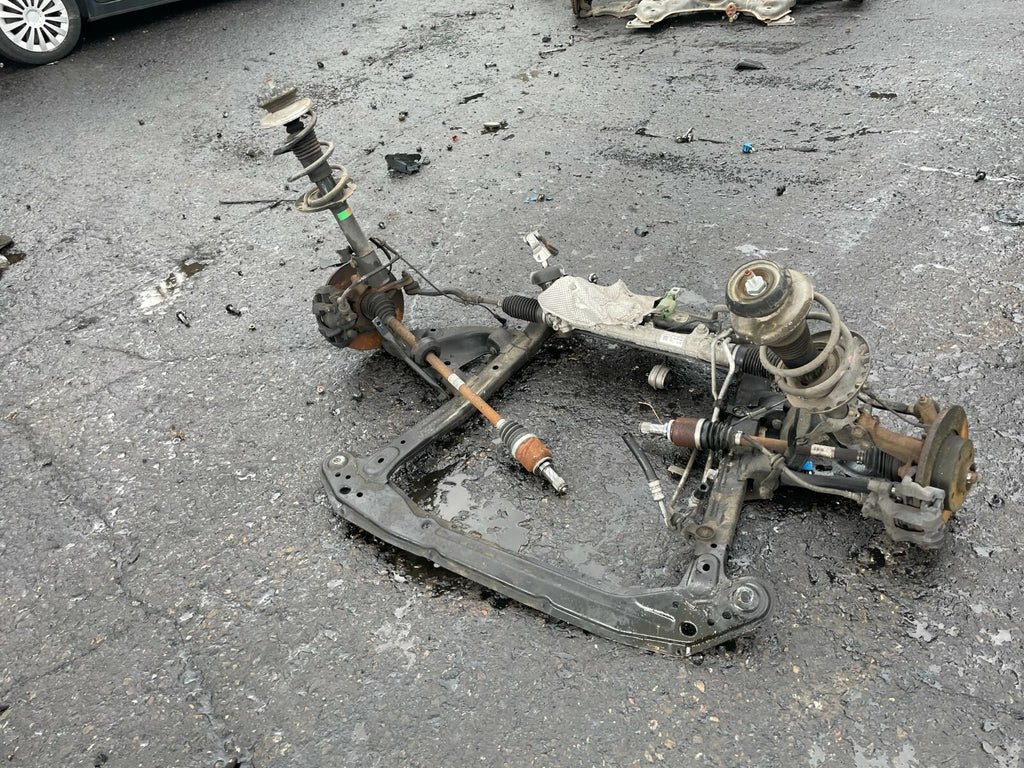 2018 DACIA SANDERO MK2 1.0 PETROL COMPLETE FRONT SUBFRAME SHOCK SPRING HUB LEGS