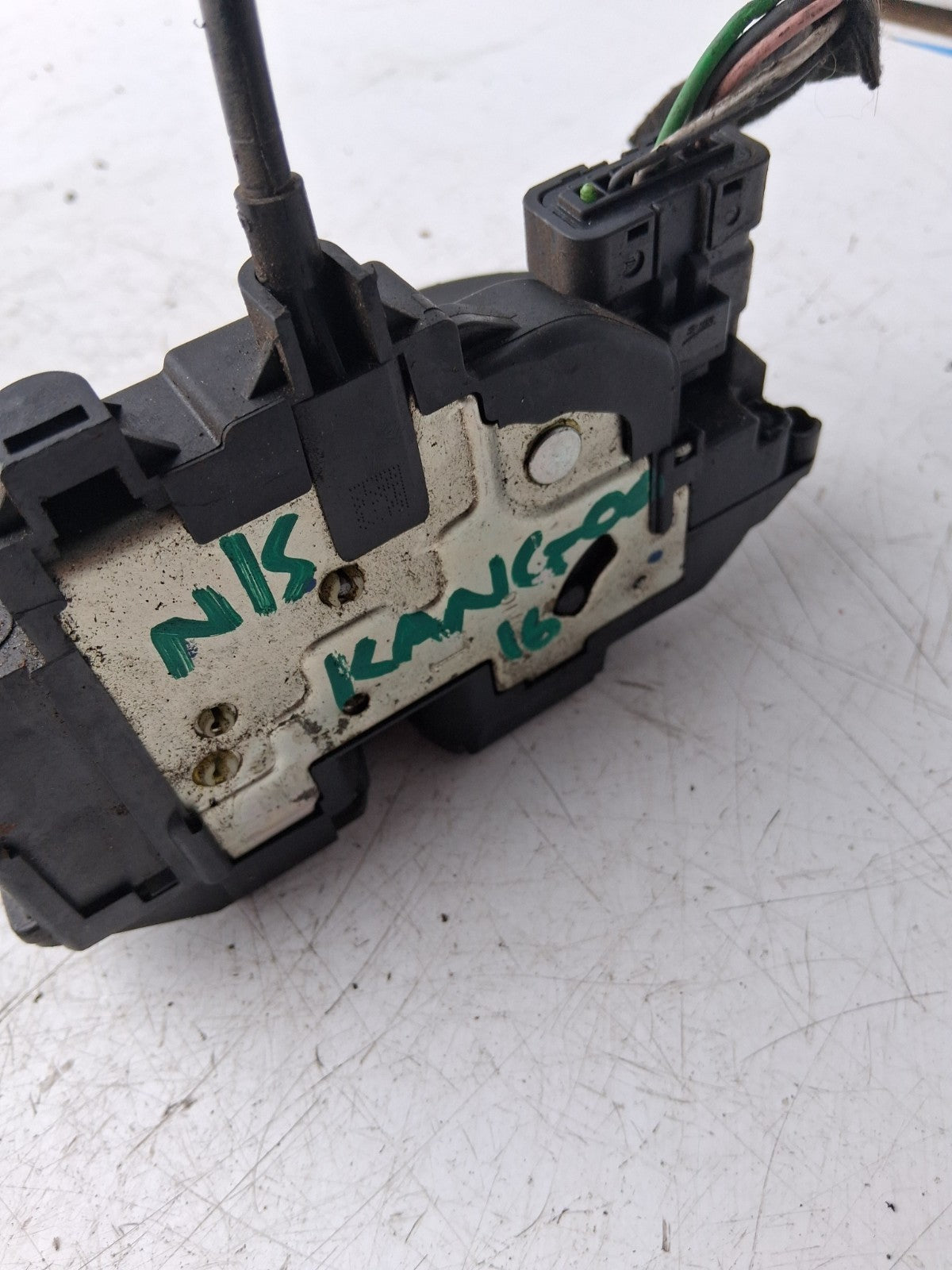 2016 RENAULT KANGOO MK2 NS PASSENGER SIDE LEFT DOOR LOCK MECHANISM