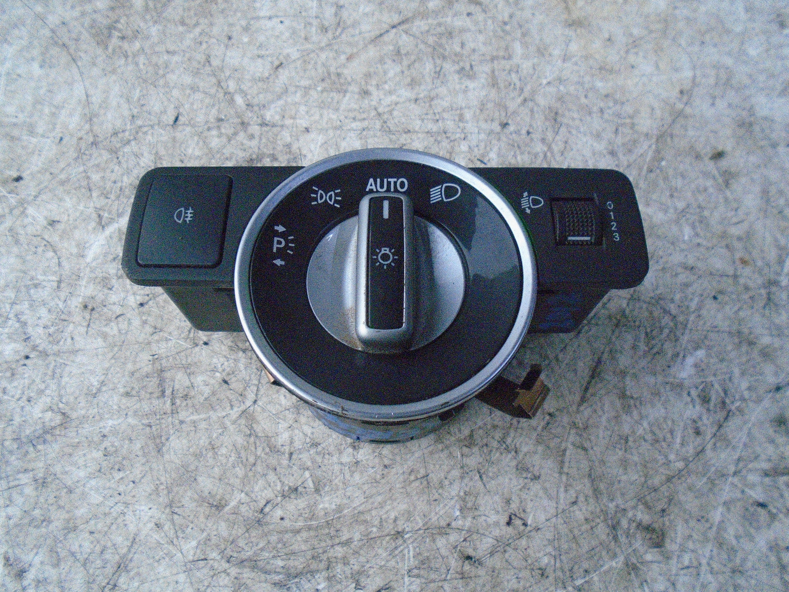 MERCEDES C CLASS 2012 W204 HEADLIGHT FOG LIGHT CONTROL SWITCH