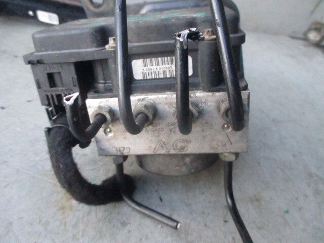 2007 VAUXHALL CORSA D TOP ENGINE MOUNT SUPPORT BRACKET 329510614