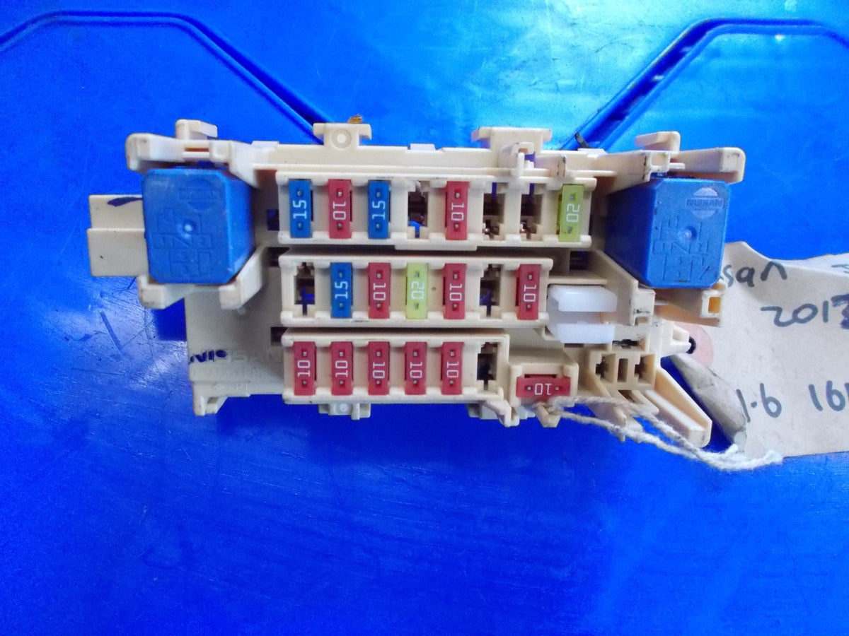 2012 NISSAN JUKE 1.6 16V PETROL FUSE BOX