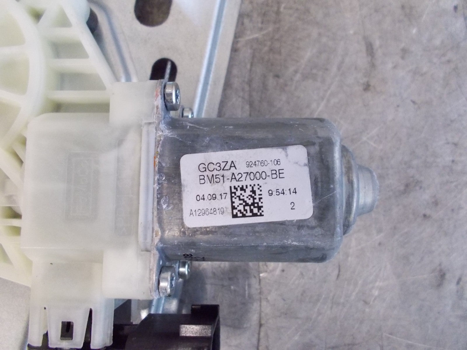 FORD FOCUS 2017 MK3 OSR DRIVER SIDE REAR WINDOW REGULATOR BM51A27000BE