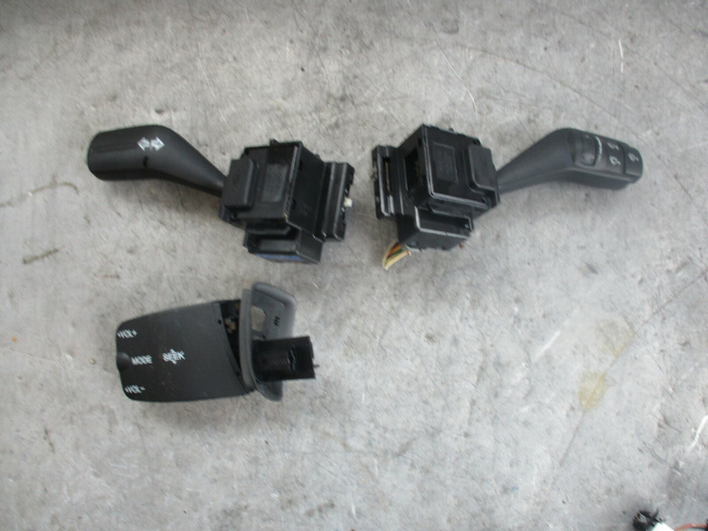 FORD FOCUS MK2 HEADLIGHT WIPER & VOLUME CONTROL STALKS 4M5T13335AD 4M5T17A553BD