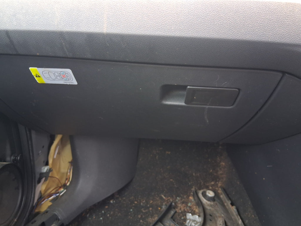 VW VOLKSWAGEN POLO 2018 MK6 DASHBOARD GLOVE BOX FRONT STORAGE COMPARTMENT