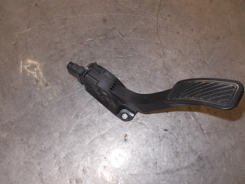FORD FIESTA 2015 MK7.5 ELECTRIC ACCELERATOR THROTTLE PEDAL 8V619F836AB