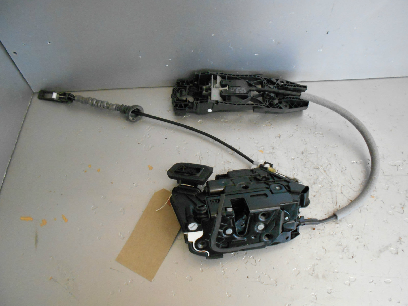 VOLKSWAGEN VW GOLF MK7 2013 5 DOOR NSR PASSENGER SIDE REAR DOOR LOCK MECH