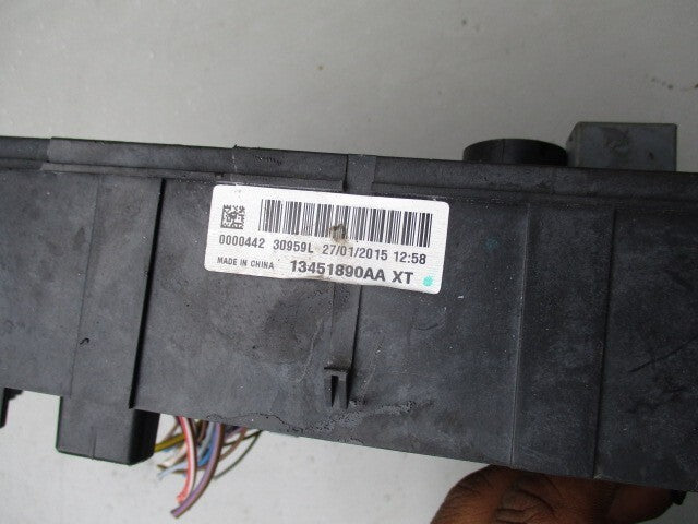 VAUXHALL VIVA 2016 1.0 PETROL FUSE BOX MODULE 13451890