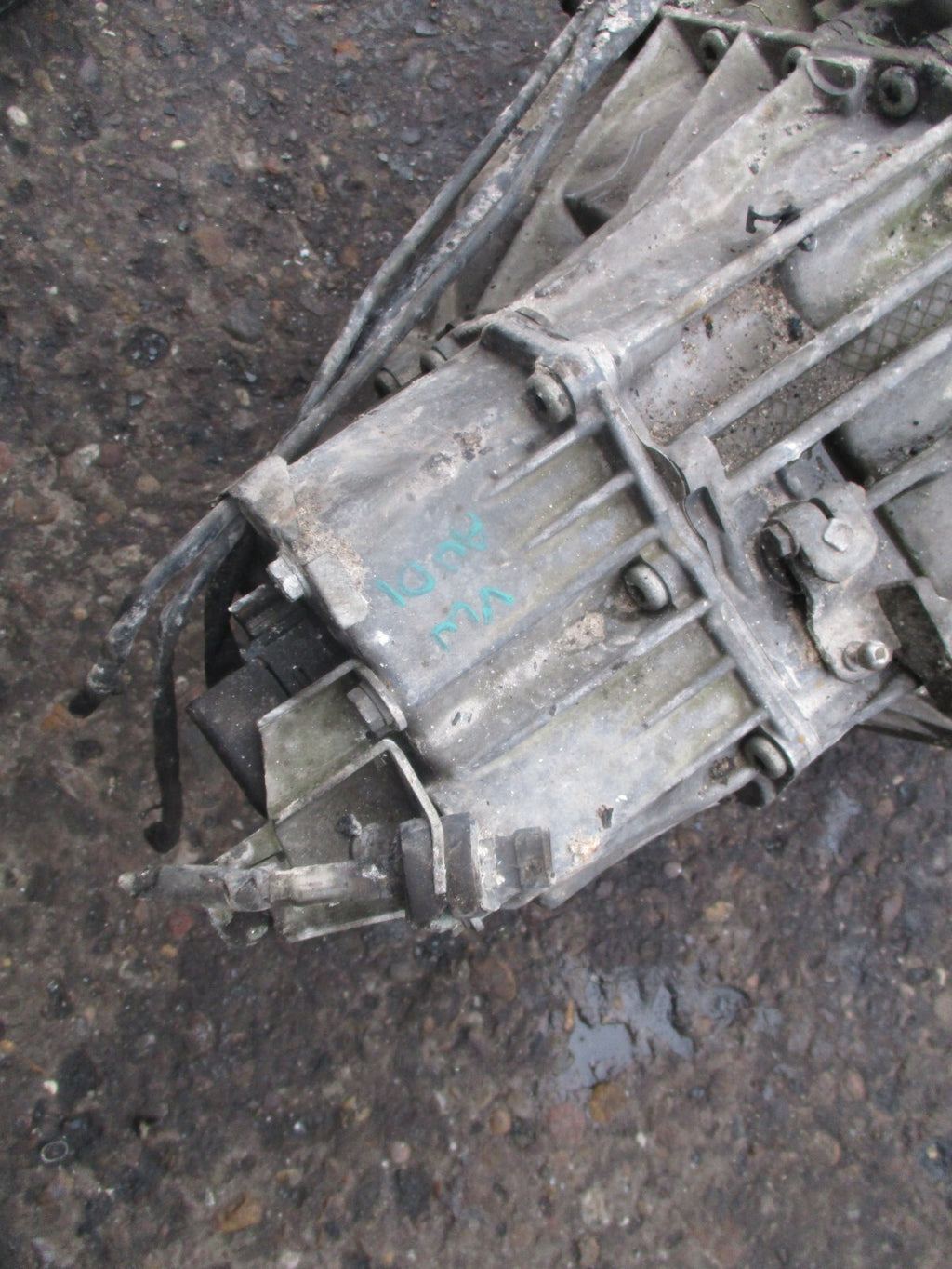 2008 AUDI A4 B8 2.0 DIESEL MANUAL GEARBOX FYU