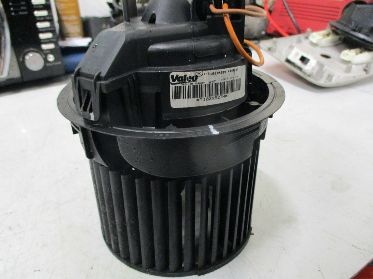 RENAULT CLIO MK4 2013 HEATER AIR FAN BLOWER MOTOR ASSEMBLY T1029527H