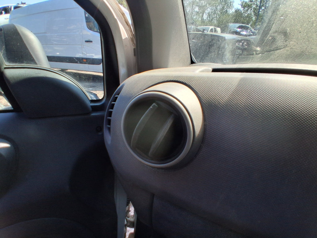 2015 PEUGEOT PARTNER MK2 NS PASSENGER SIDE DASHBOARD AIR VENT