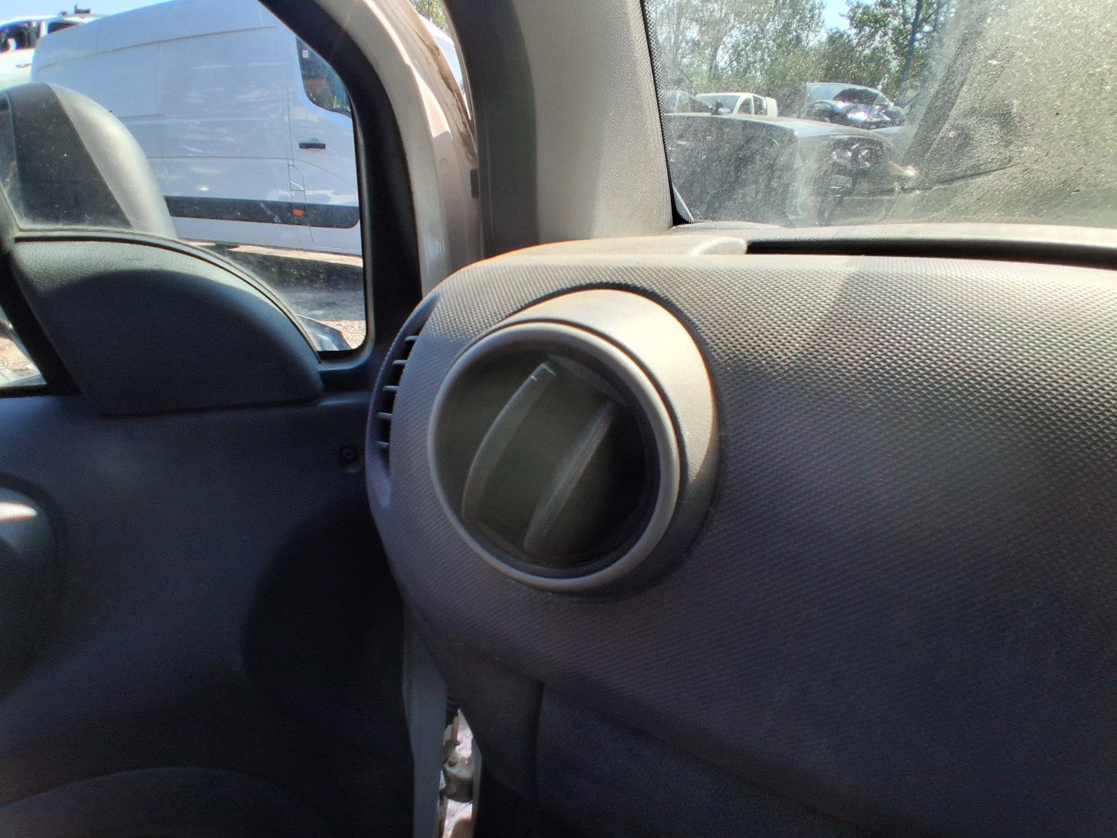 2015 PEUGEOT PARTNER MK2 NS PASSENGER SIDE DASHBOARD AIR VENT