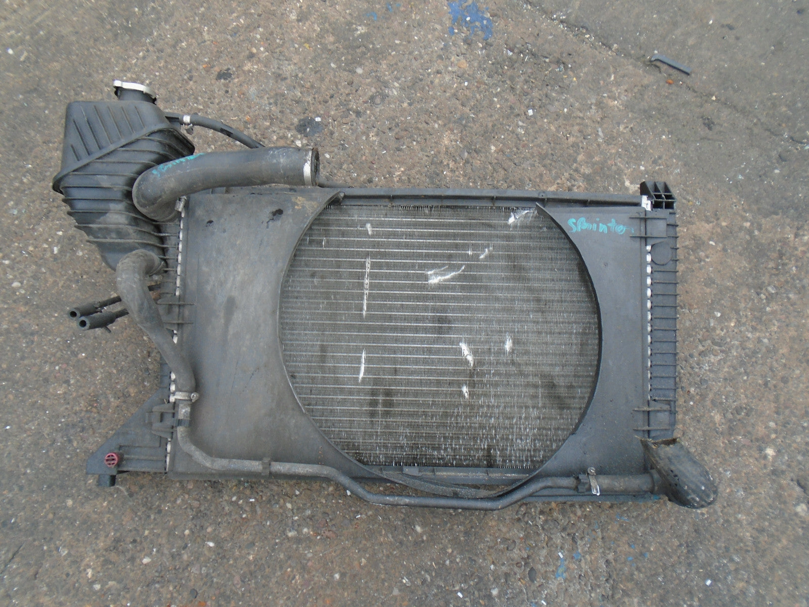 MERCEDES BENZ SPRINTER MK1 2006 2.3 PETROL FRONT RADIATOR PACK COMPLETE      RP8
