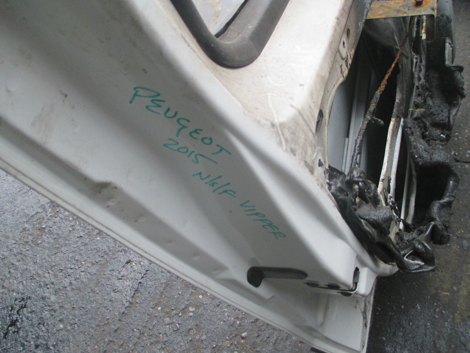 2015 PEUGEOT BIPPER NSF PASSENGER SIDE FRONT DOOR BARE WHITE