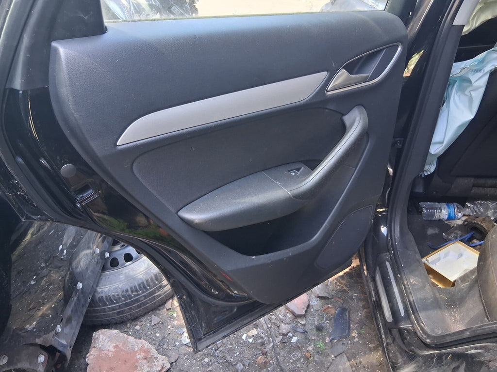 2016 AUDI Q3 8U NSR PASSENGER SIDE REAR WINDOW MOTOR AND REGULATOR