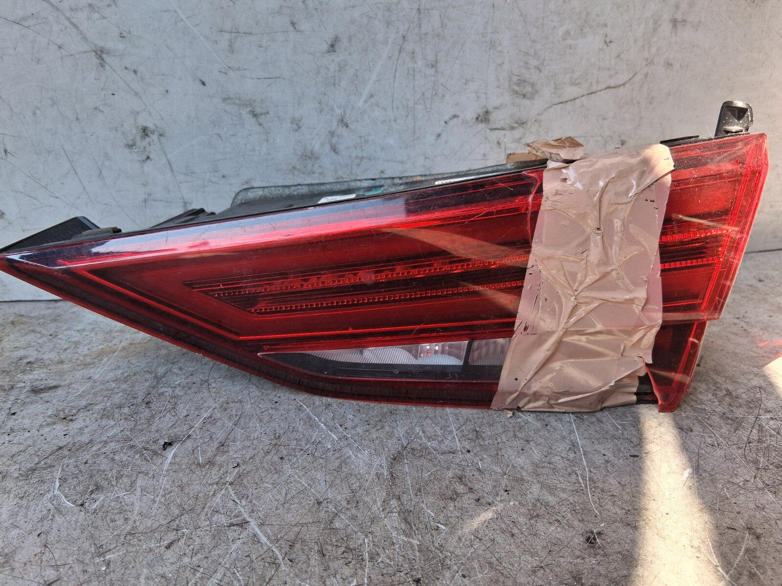 2021 AUDI A3 8Y HATCH OSR DRIVER SIDE REAR LIGHT INNER TAIL LIGHT 8V5945094D
