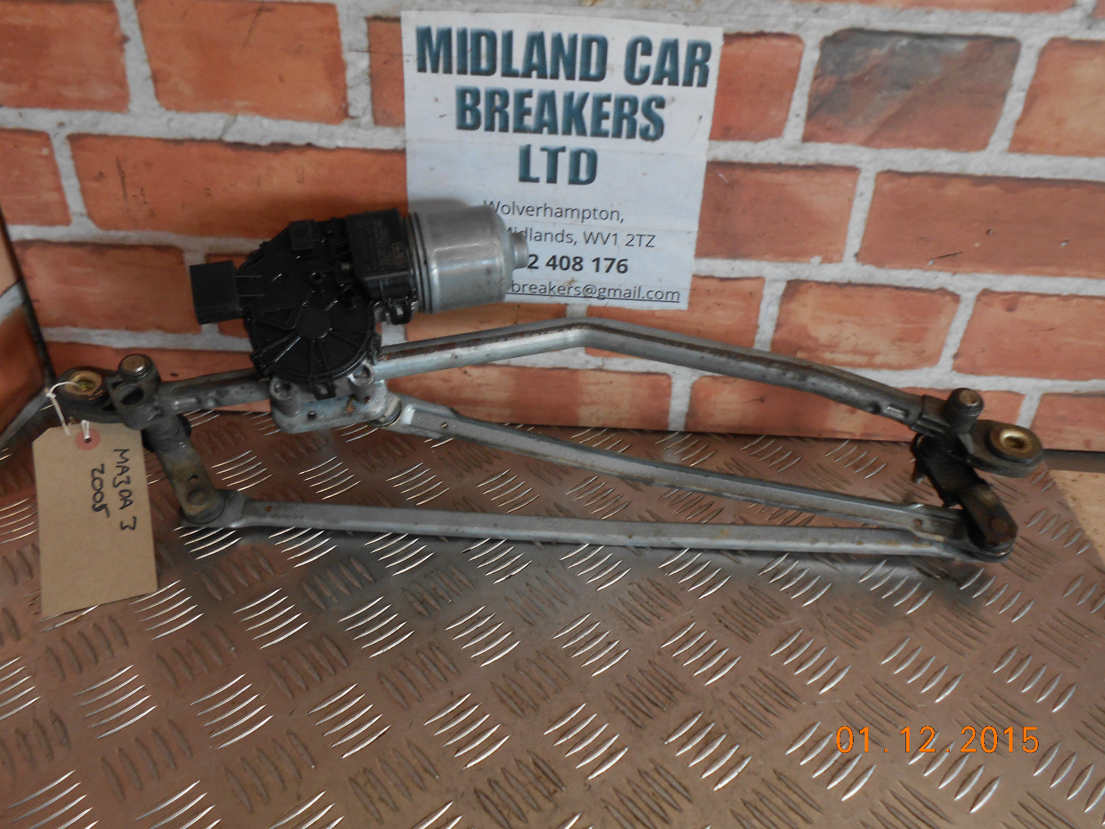 MAZDA 3 BK 2005 FRONT WINDSCREEN WIPER MOTOR & LINKAGE 0390241732 4M5117508BA