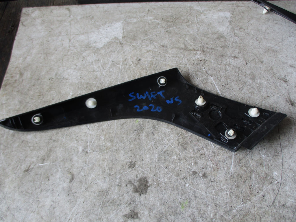 SUZUKI SWIFT MK4 2020 REAR RIGHT LEFT OUTER TRIM COVER 7718152R0 7719152R0