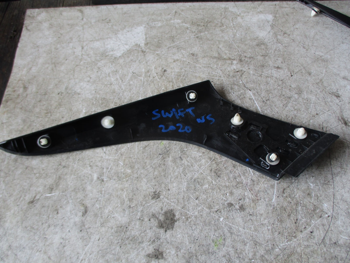 SUZUKI SWIFT MK4 2020 REAR RIGHT LEFT OUTER TRIM COVER 7718152R0 7719152R0