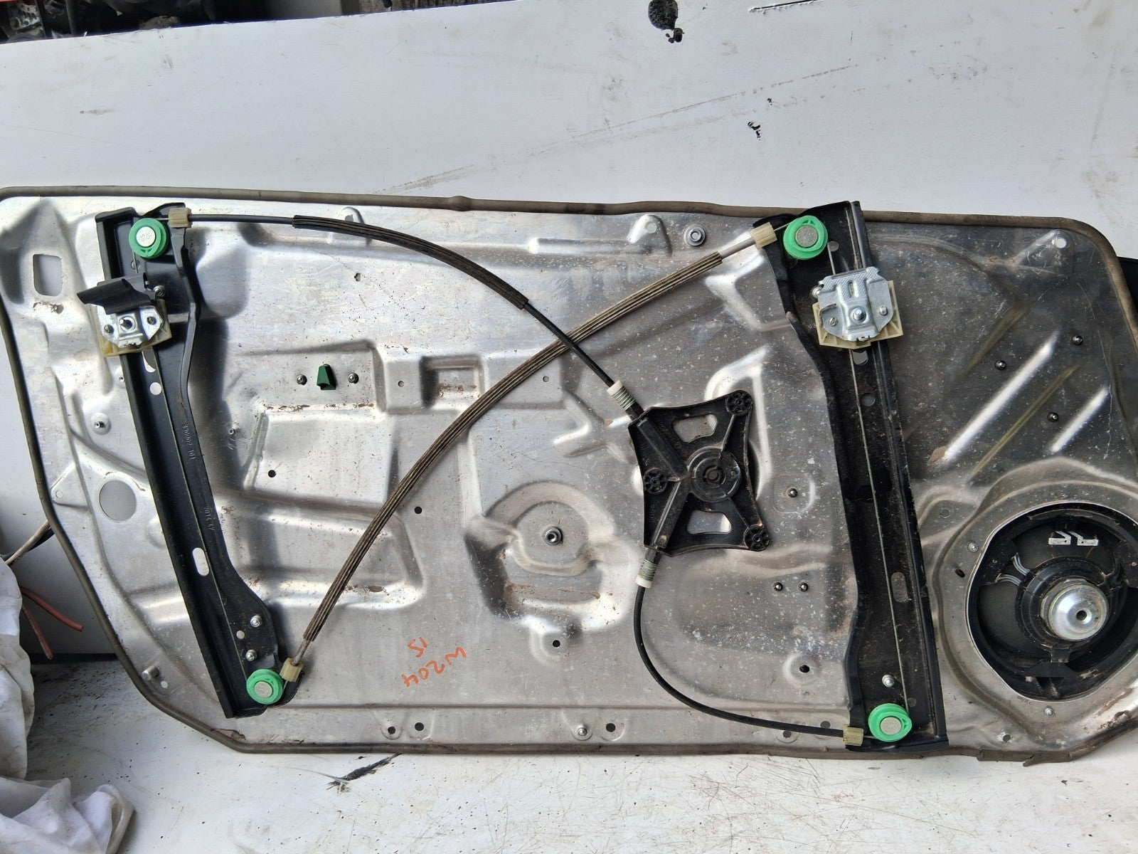 2015 MERCEDES C CLASS W204 OSF DRIVER SIDE FRONT RIGHT WINDOW MOTOR REGULATOR