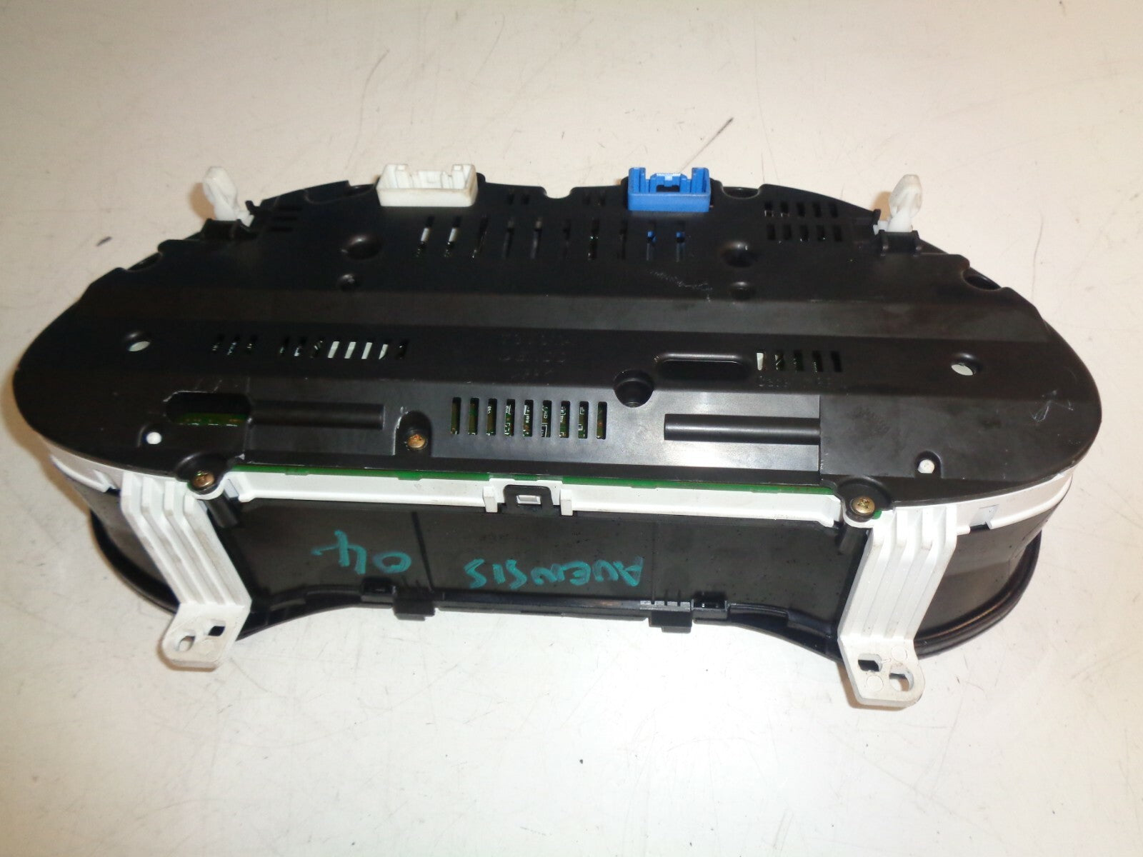 TOYOTA AVENSIS 2004 MK2 T3-S SPEEDOMETER SPEEDO INSTRUMENT CLUSTER
