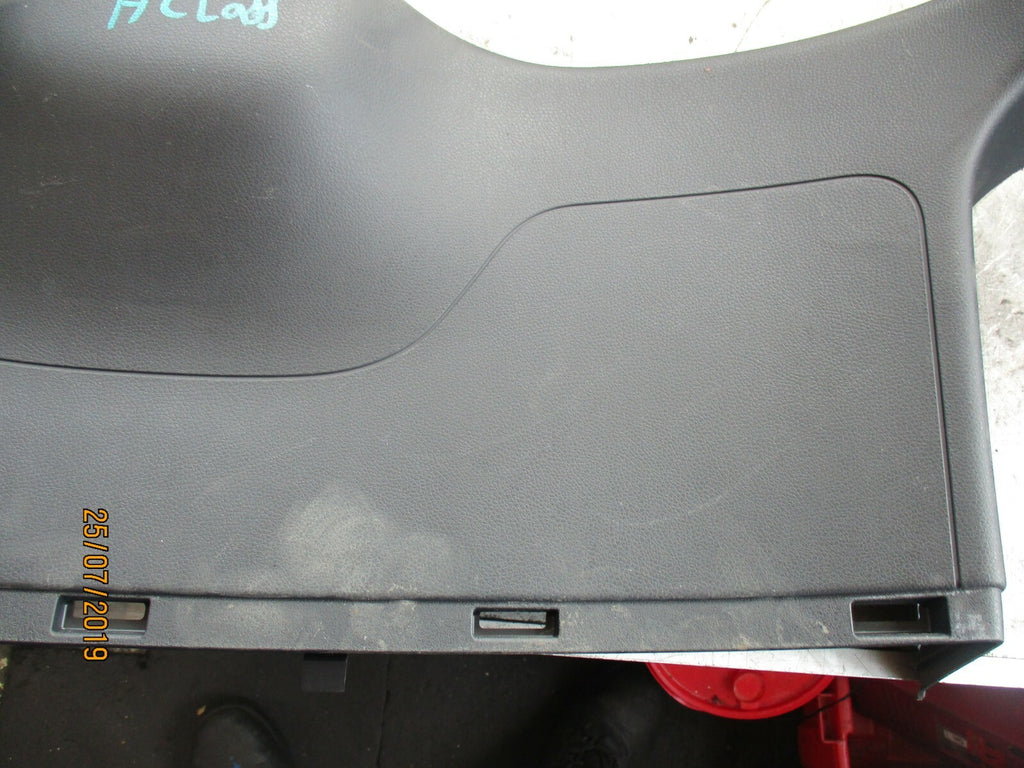 MERCEDES A CLASS W176 1.5 TAILGATE BOOTLID INTERIOR COVER