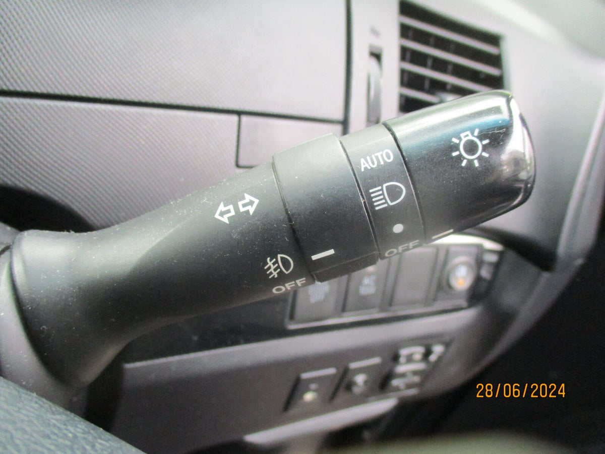 TOYOTA ESTIMA MK3 2013 WIPER INDICATOR STALK SWITCH SQUIB CONTROL UNIT