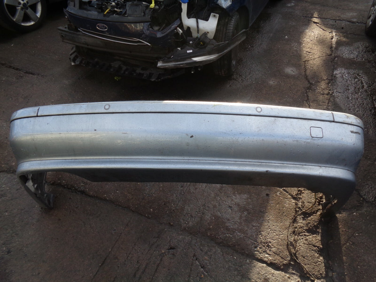 BMW 3 SERIES E46 01-05 SALOON REAR BUMPER WITH PDC IN SILVER