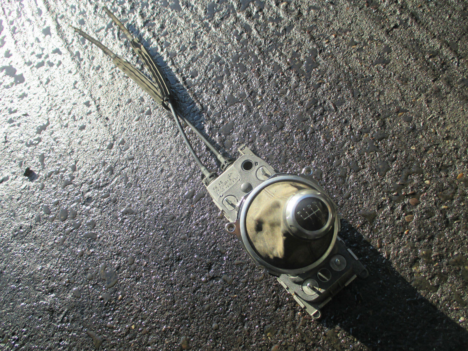 AUDI TT MK2 2012 MANUAL 6 SPEED GEARSTICK & LINAKGES 8J0711049B