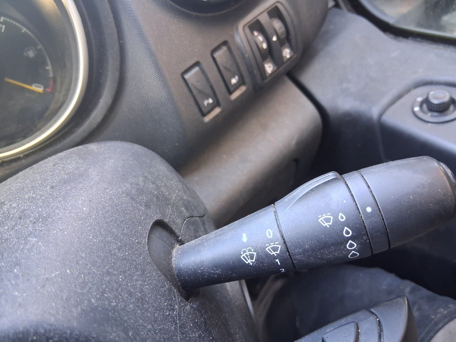 2017 VAUXHALL VIVARO MK2 INDICATOR WIPER COMBINATION SWITCH STALK SQUIB