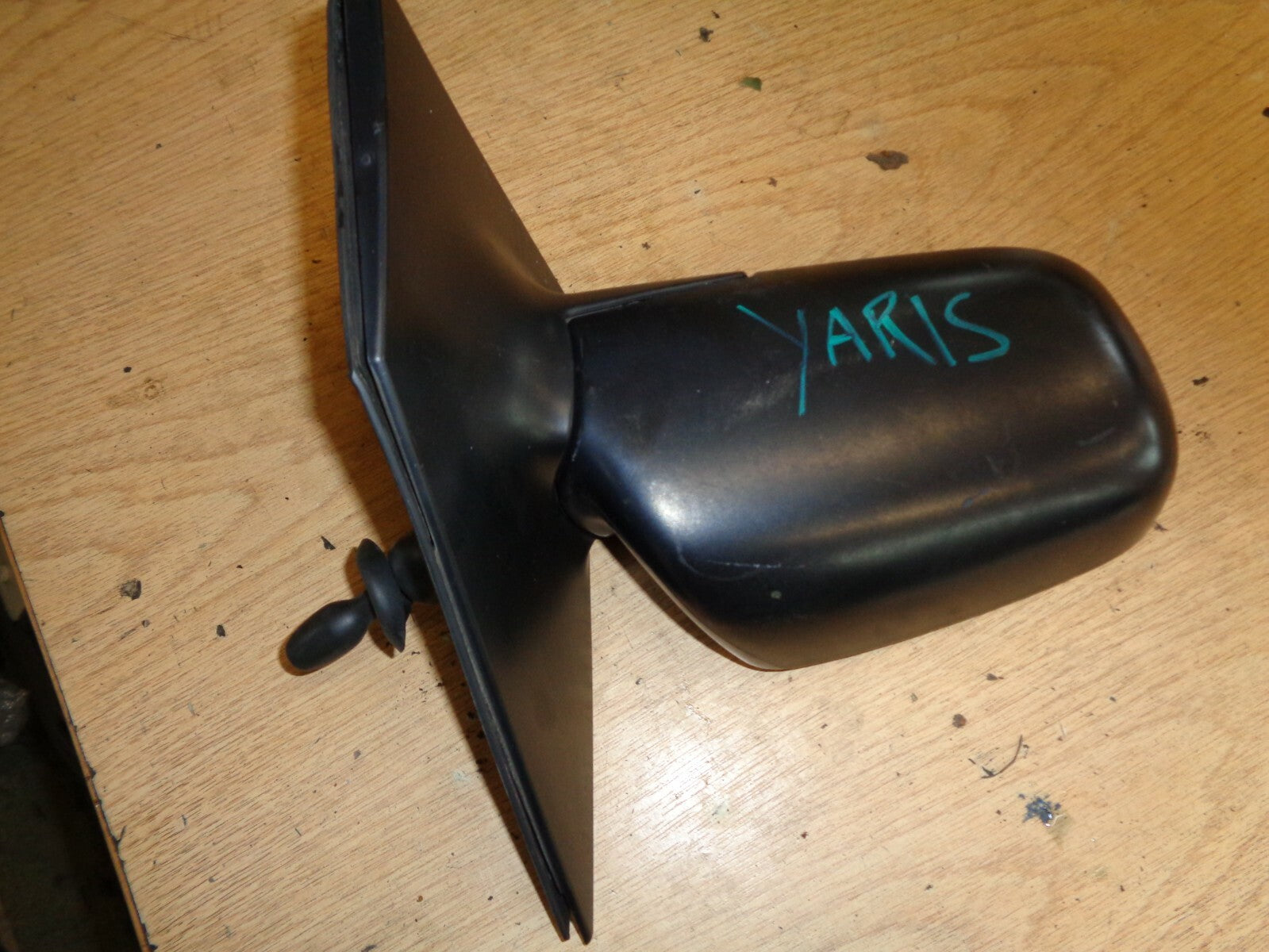 TOYOTA YARIS MK1 2002 O/S DRIVER SIDE RIGHT WING DOOR MIRROR 879100D02000