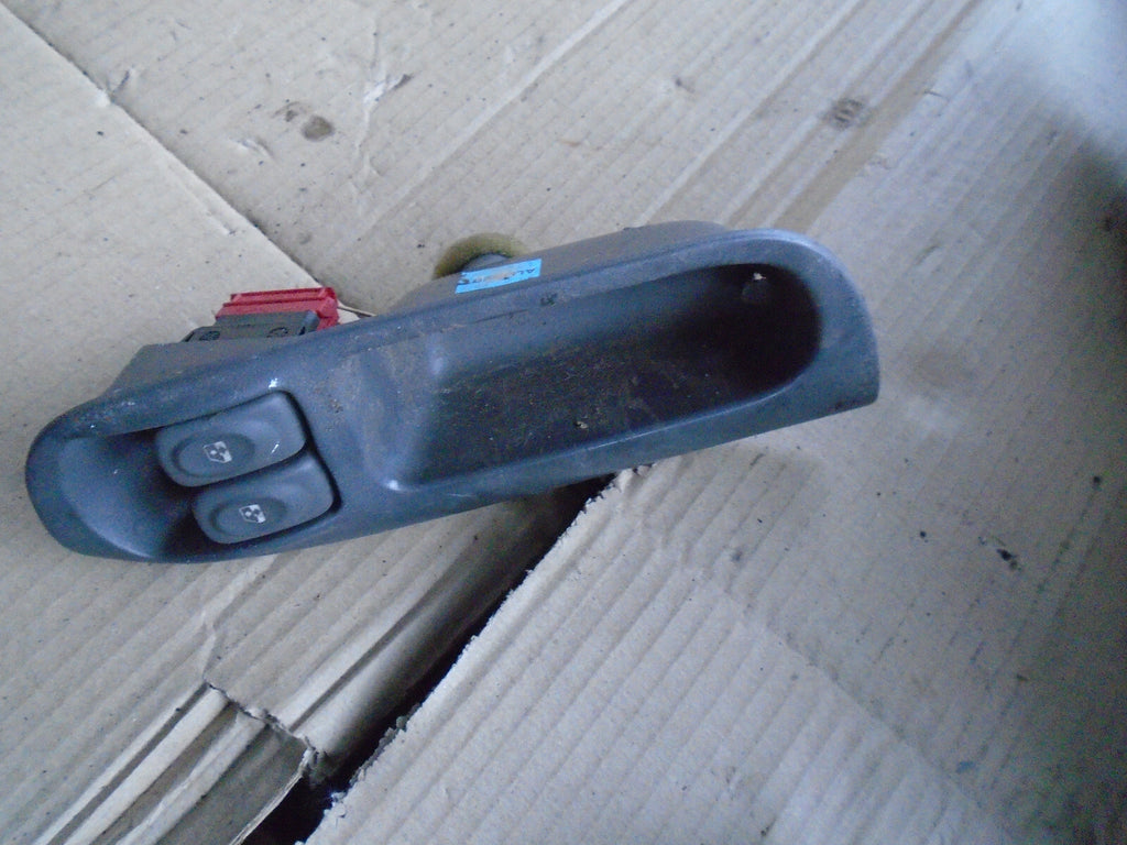 RENAULT MEGANE SCENIC 2003 OSF DRIVER SIDE FRONT WINDOW SWITCH