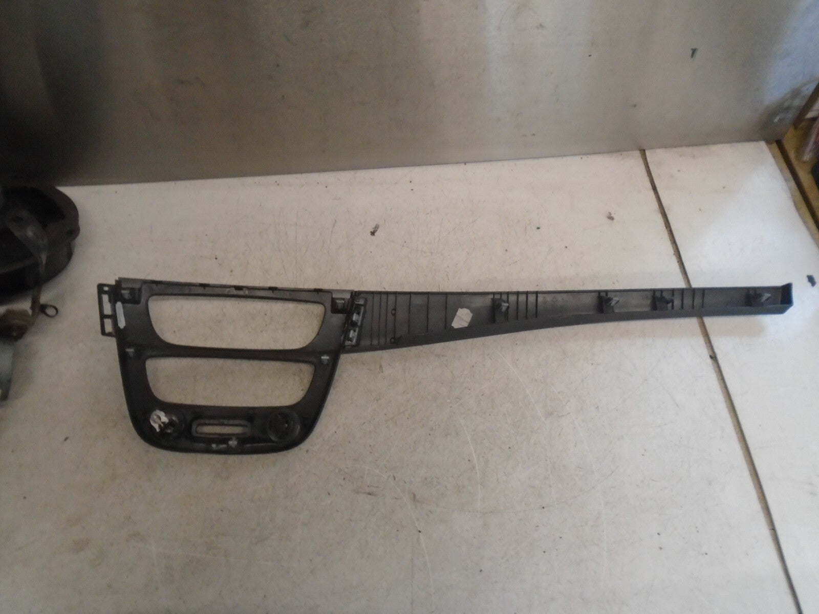RENAULT MEGANE 2012 MK3 PANEL COATING DASHBOARD CENTRE 682600003