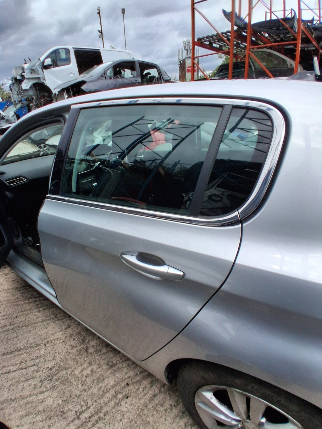 2014 PEUGEOT 308 MK2 NSR PASSENGER SIDE REAR BARE DOOR GRIS ALUMINIUM EZR