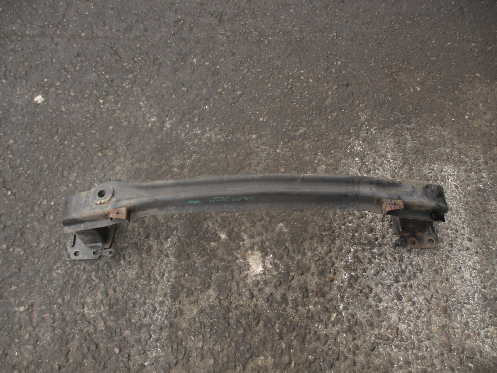 2004 SEAT ALTEA MK1 FRONT BUMPER REINFORCEMENT CRASH BAR